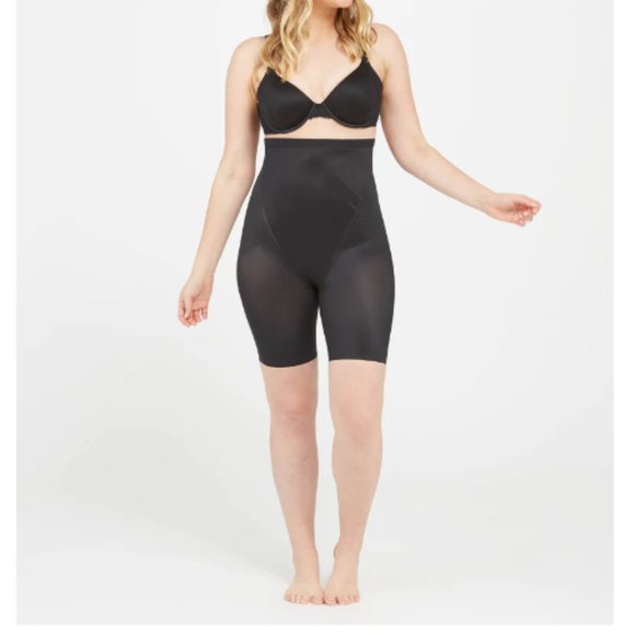 NWT SPANX Thinstincts 2.0 High-Waisted Mid-Thigh VERY BLACK Shorts - Size Small - Picture 2 of 9